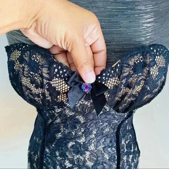 BUSTIER BLACK LACE MESH &  VELVET Size M - Picture 12 of 14
